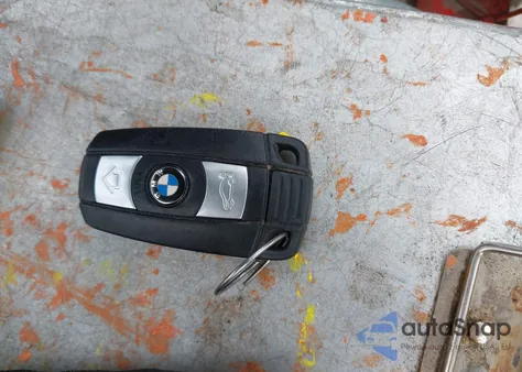 2011 BMW 328I xDrive из США, поврежденный, VIN WBAPK7C50BA819710